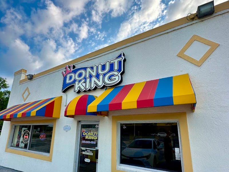 🍩 Donut King exterior